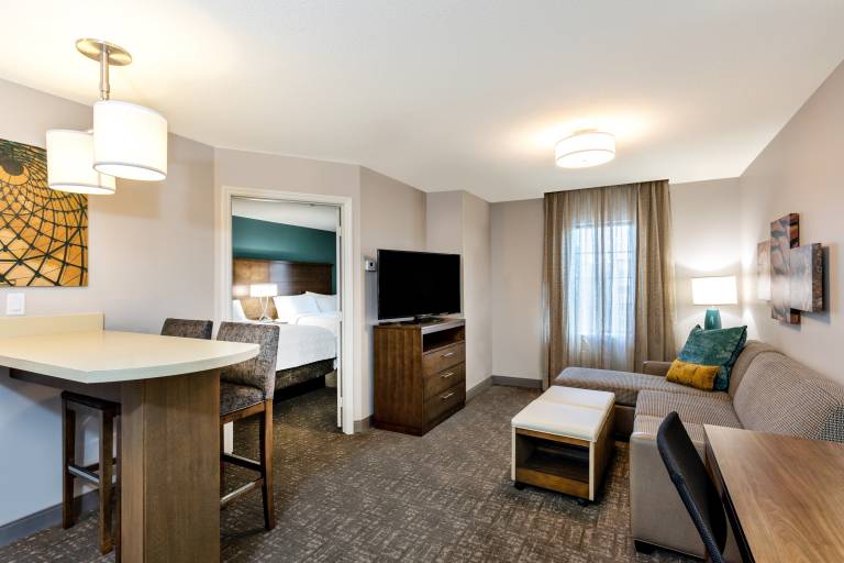 1 Bdrm Suite 2 Dbl Nonsmoke