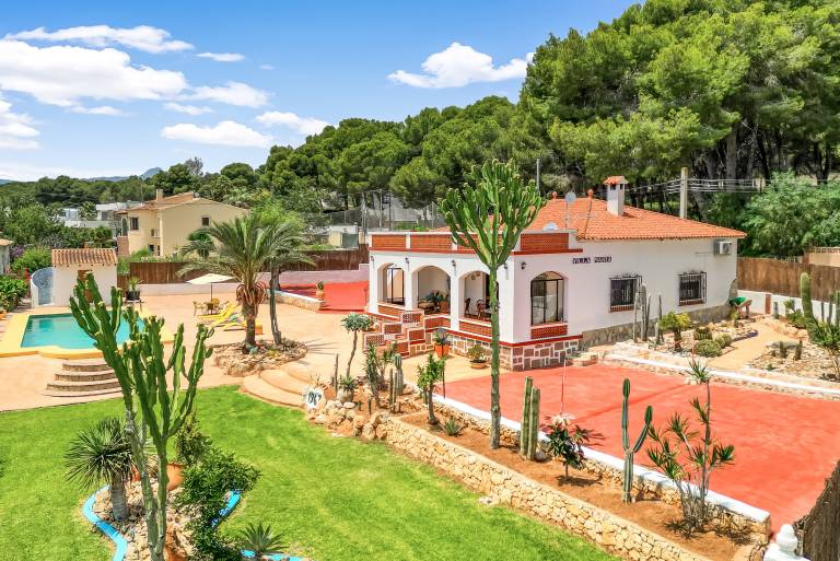 Villa 'Maria Beach' with Private Pool, Wi-Fi and Air Conditioning in Mora