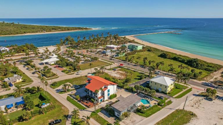 Royal Inn Beach Hutchinson Island in Fort Pierce, FL