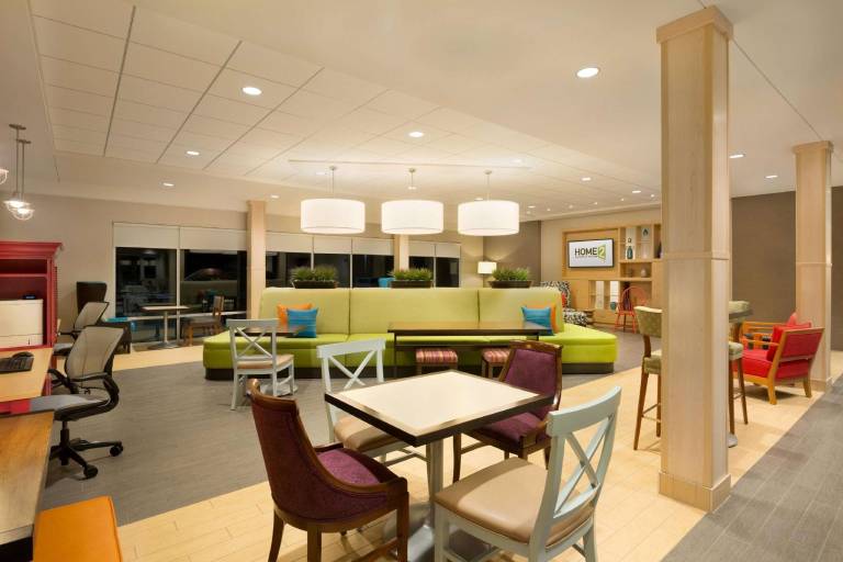 Home2 Suites by Hilton Minneapolis Bloomington — photo 3