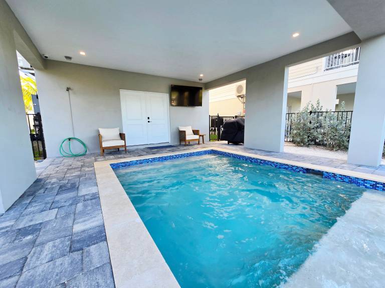 House with private pool & grill | Water view | Good for workation — photo 3