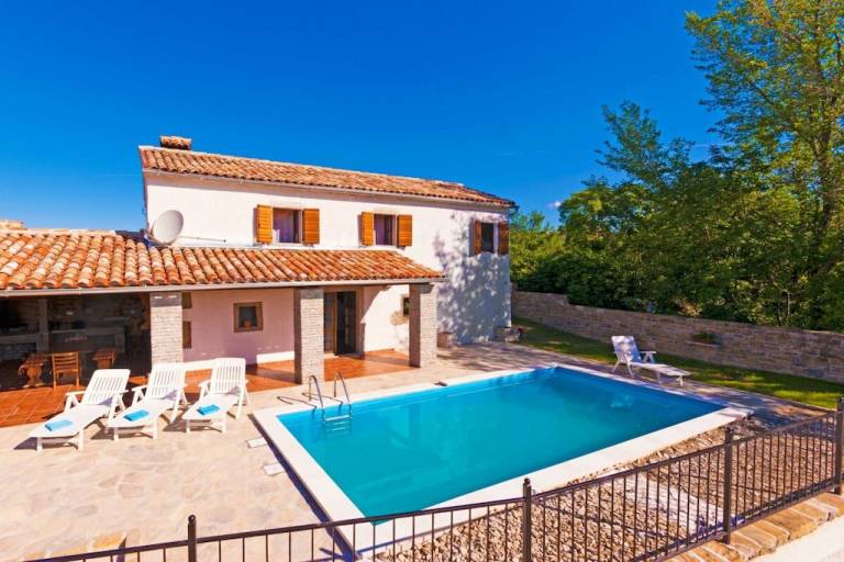 Ferienhaus in Korelići, Draguć f&uuml;r max. 5 Personen, 