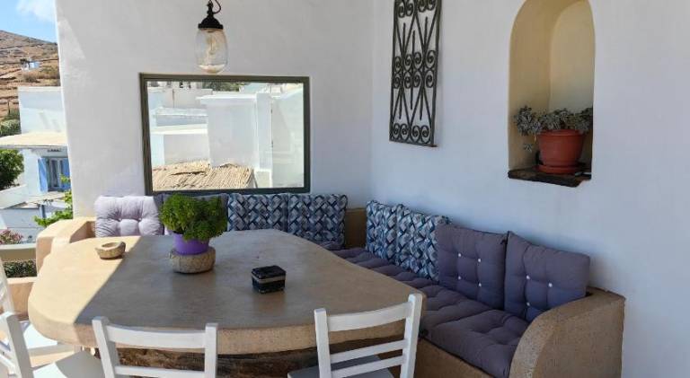 House with terrace & barbeque — photo 2