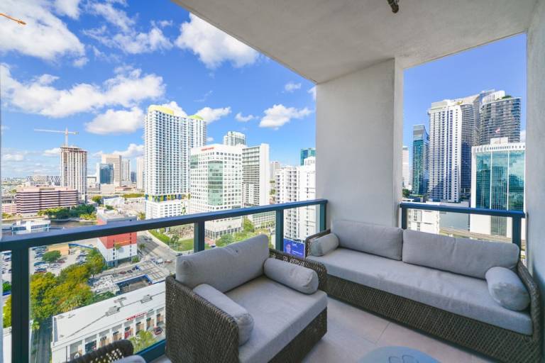 Apartment  Coconut Grove