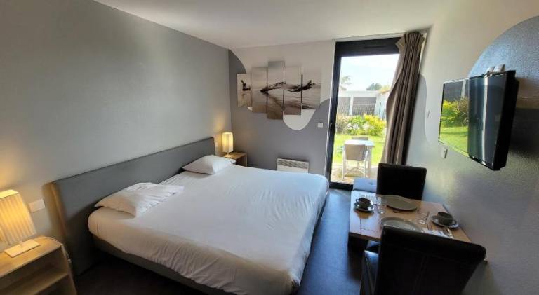 Child-friendly charming rental apartment with terrace & garden | Close to the beach | Pets allowed — photo 2