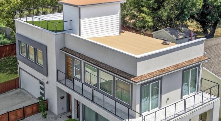 House with hot tub | Perfect for remote work in Dallas, TX