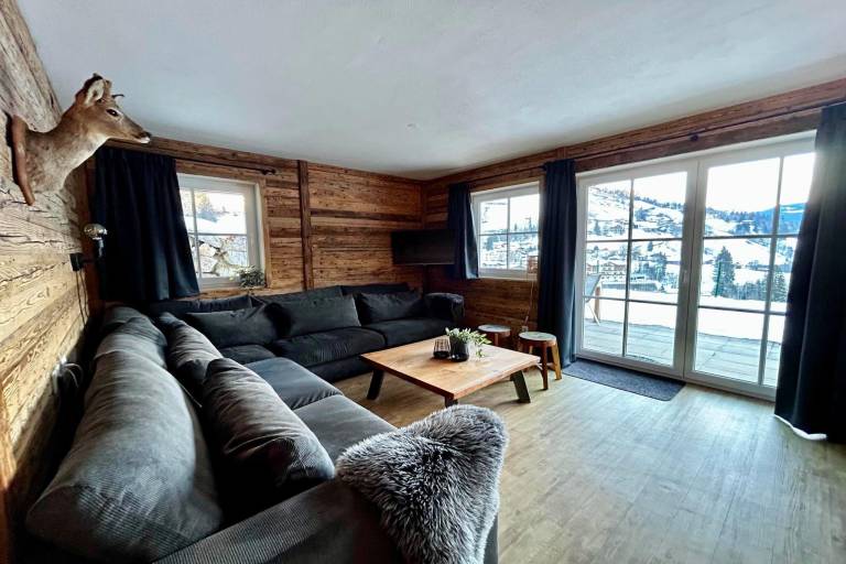 Rental apartment with yard, terrace & pool — photo 2
