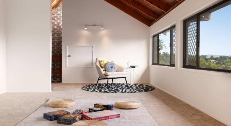 880 m&sup2; Ferienhaus