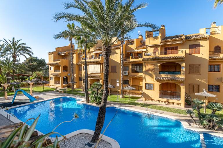 Apartment "El Albero" with Pool, Terrace & Wi-Fi — photo 3