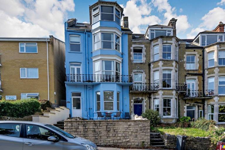 House with terrace — photo 5
