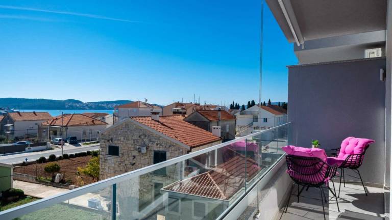 Children-friendly beautiful apartment | Water view | Pets are welcome — photo 2