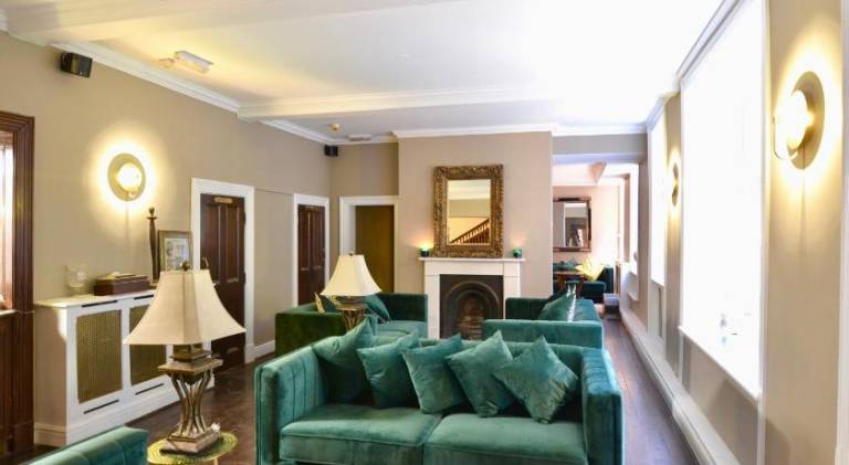 Angel and Royal Hotel — photo 4