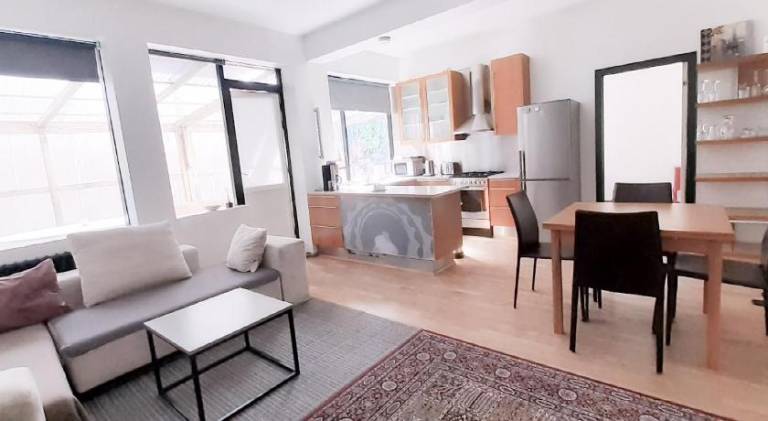Charming apartment with patio | Near Hallgrímskirkja | Good for workation | Pets allowed — photo 2