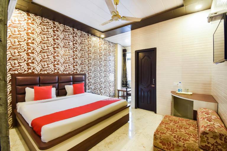OYO Hotel Holy City in Amritsar
