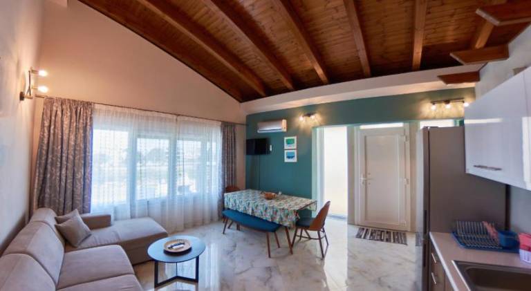 Fully equipped house with terrace, garden & barbecue | Close to the beach | Pet-friendly — photo 2