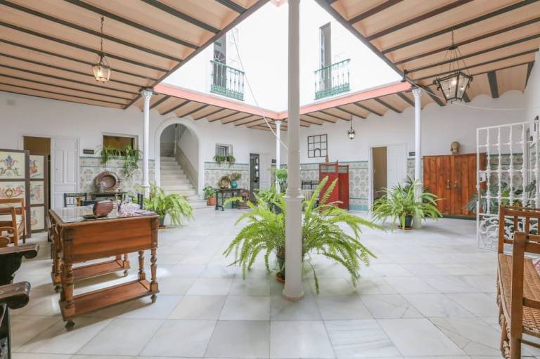Villa  Carmona