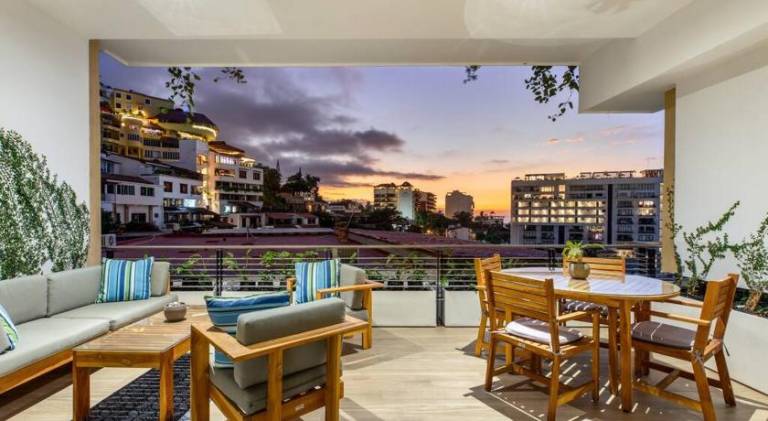 New! Luxury 2bd 2ba Romantic Zone Largest Pool in PV Sea View Balcony — photo 4