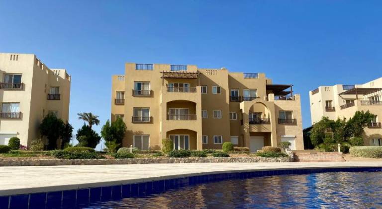 Holiday apartment with pool — photo 3