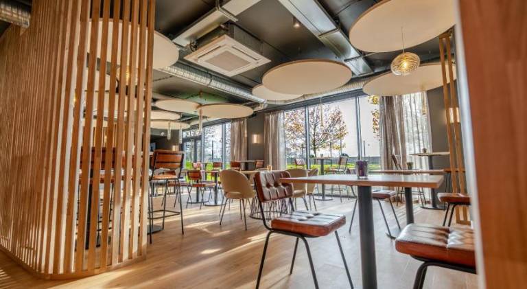 Hotel AKENA Chalons-en-Champagne — photo 5