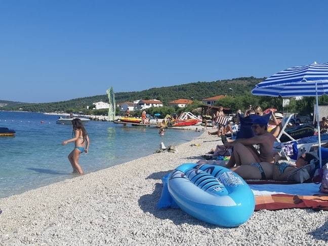 Apartma Slatine