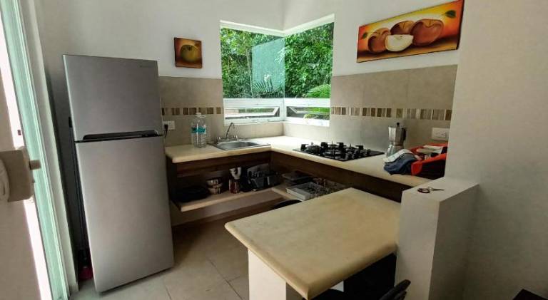 Vacation home with pool | Pet-friendly — photo 3