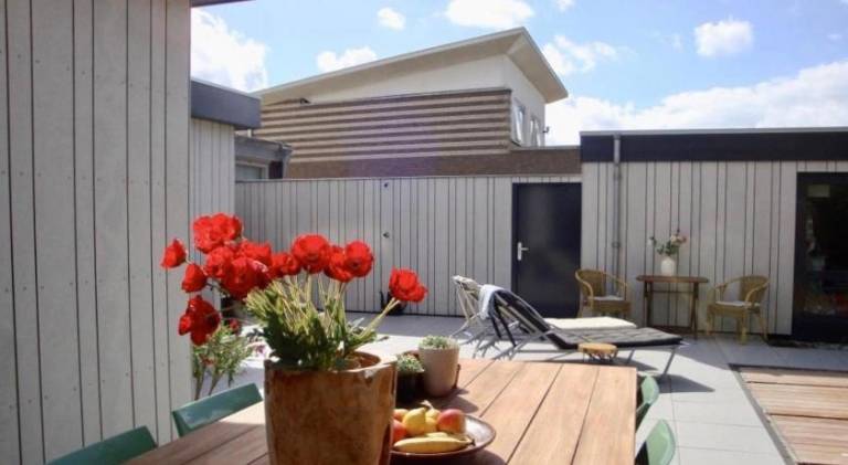 Apartment with patio & yard | Next to the beach | Pet-friendly — photo 4