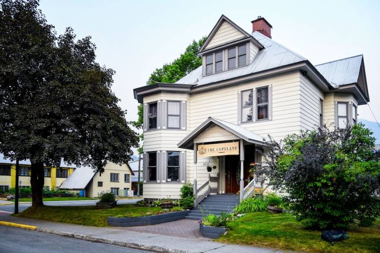 House  Revelstoke
