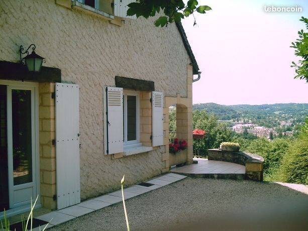 Villa with garden, private pool & BBQ | Garden view — photo 3