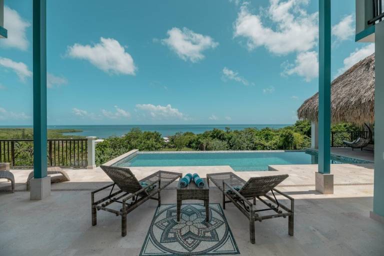 Casa Pristine Bay