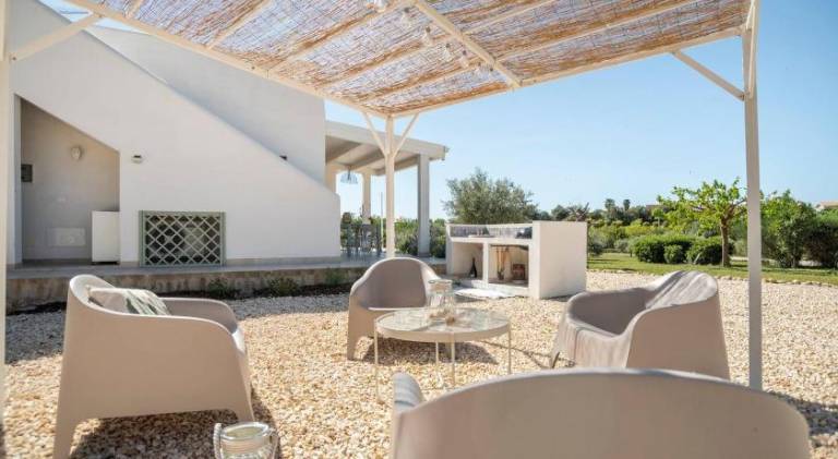 Villa with 2 rooms for 4 persons — photo 3