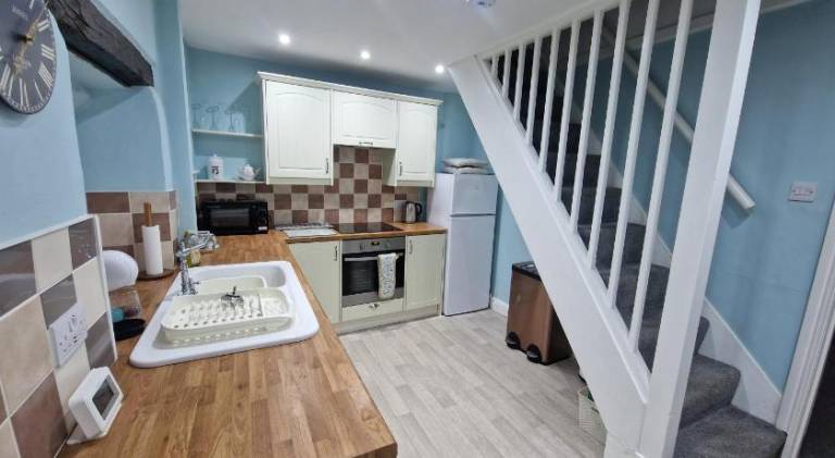 House with 2 rooms for 4 persons — photo 4