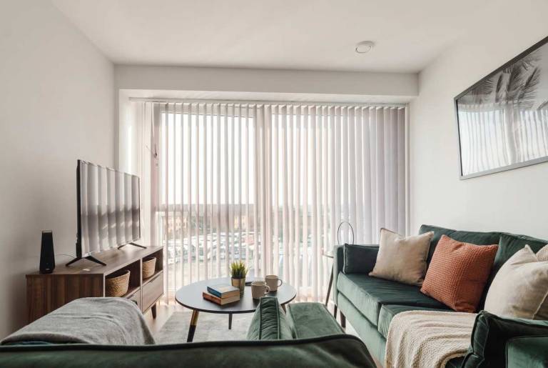 Spacious 2 Bedroom Mill Conversion Retreat