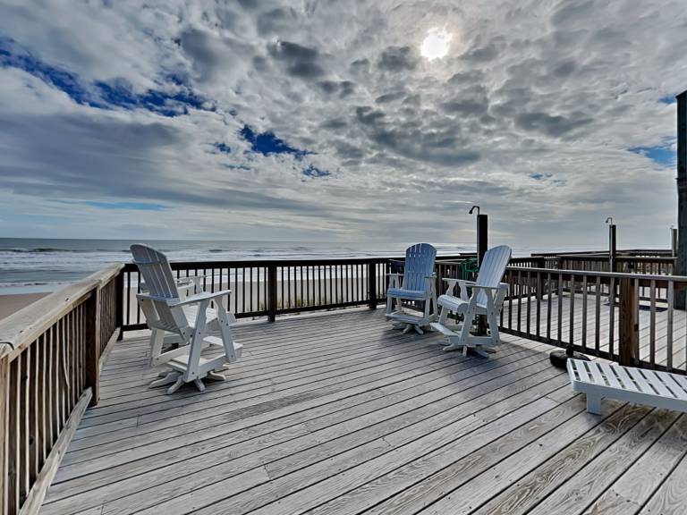 House  Surf City