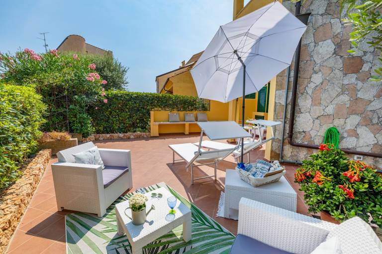 Apartment "Isabel Beach and Bike" with Private Garden & Wi-Fi — photo 3