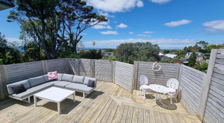 Paradise on the Shore Auckland with large Spa Pool — photo 2