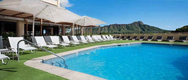 Queen Kapiolani Hotel in Wai