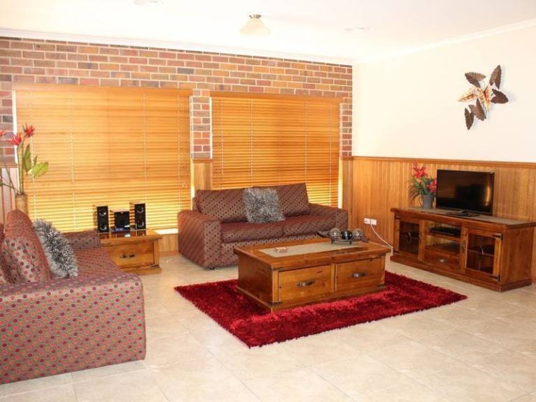 House Swan Hill