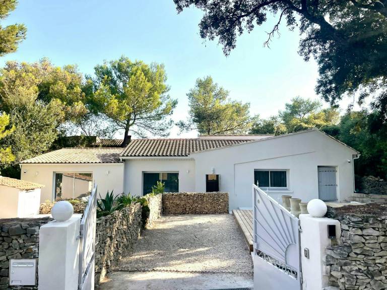 Vacation home with patio, yard & private pool | Good for workation — photo 2