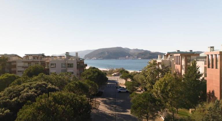 Wonderful serviced apartment with pool & yard | Next to the beach | Pets allowed — photo 5