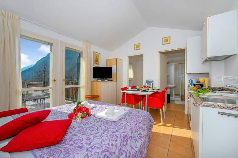 Children-friendly holiday apartment with terrace, garden & grill | Lake view | Next to the beach | Dogs allowed — photo 2