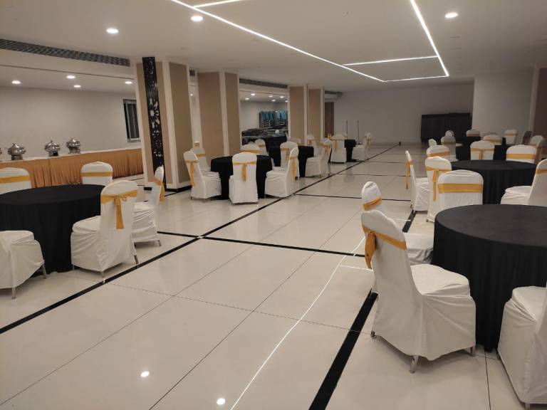 HOTEL FIESTA — photo 2