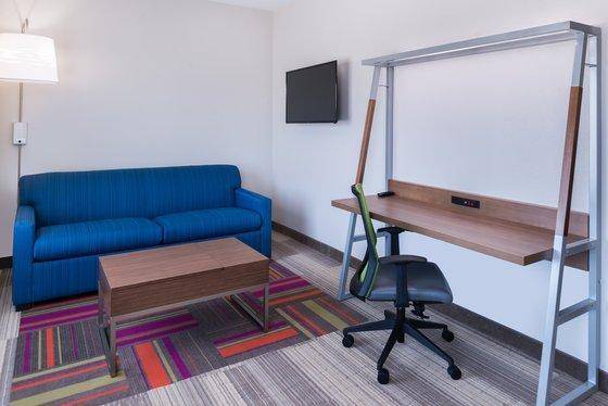 Holiday Inn Express & Suites Fort Worth West By IHG