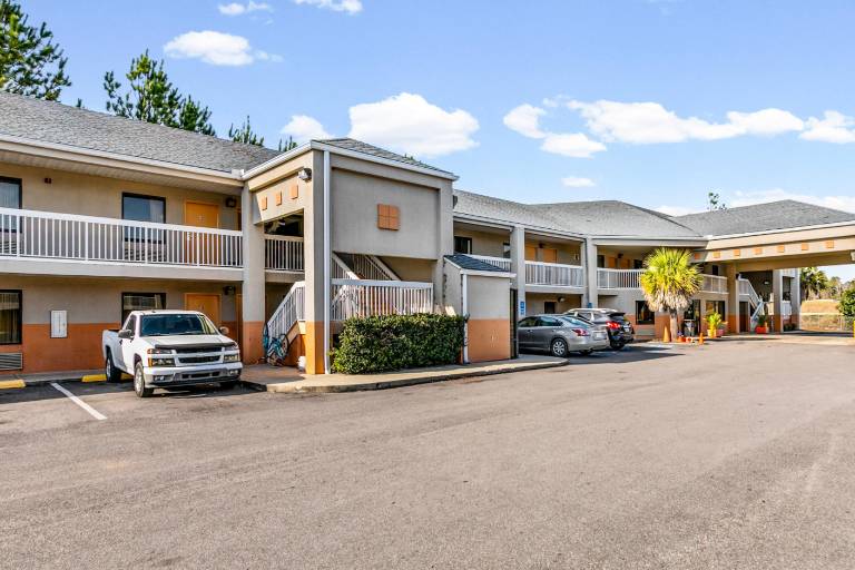 Magnolia Inn Townhouse Hattiesburg MS I-59 in Hattiesburg, MS