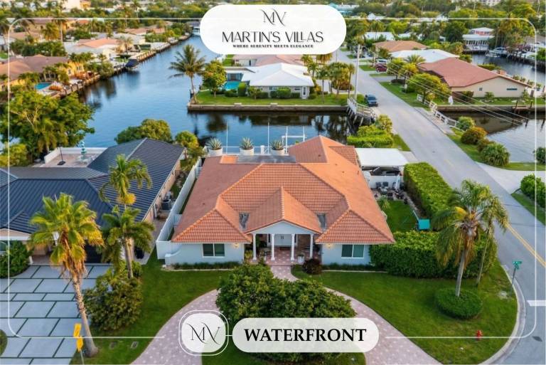 Luxe 4BR Waterfront w Htd Pool 5min to beach in Fort Lauderdale, FL