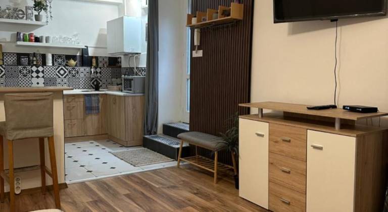 Holiday apartment with patio | Next to Dohány Street Synagogue | Perfect for remote work — photo 3