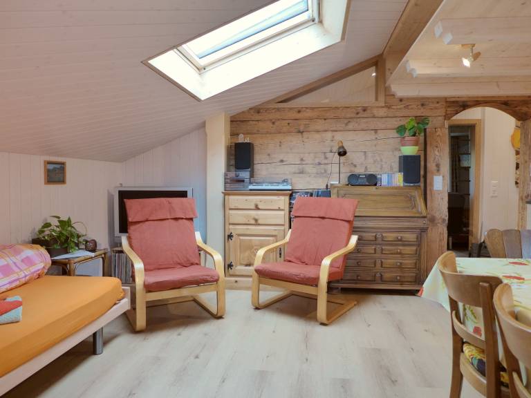 Holiday apartment with patio | Mountain view — photo 4