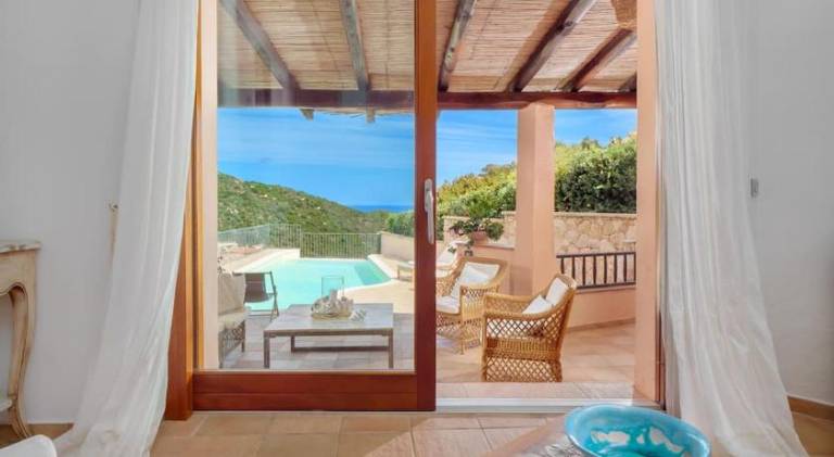 Villa with pool | Pets are welcome — photo 4