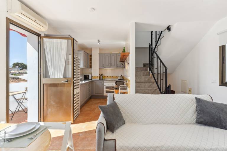 Holiday Home 'Casa Centro' with Sea View, Wi-Fi and Air Conditioning — photo 4