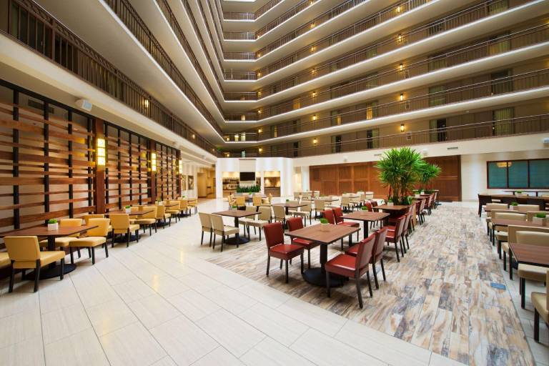 Embassy Suites by Hilton Portland Tigard — photo 4