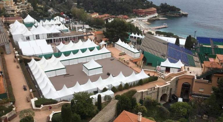 FABULOUS !APARTMENT A FRONT OF LEGENDARY MONTE CARLO BEACH and TENNIS CLUB ! in Menton